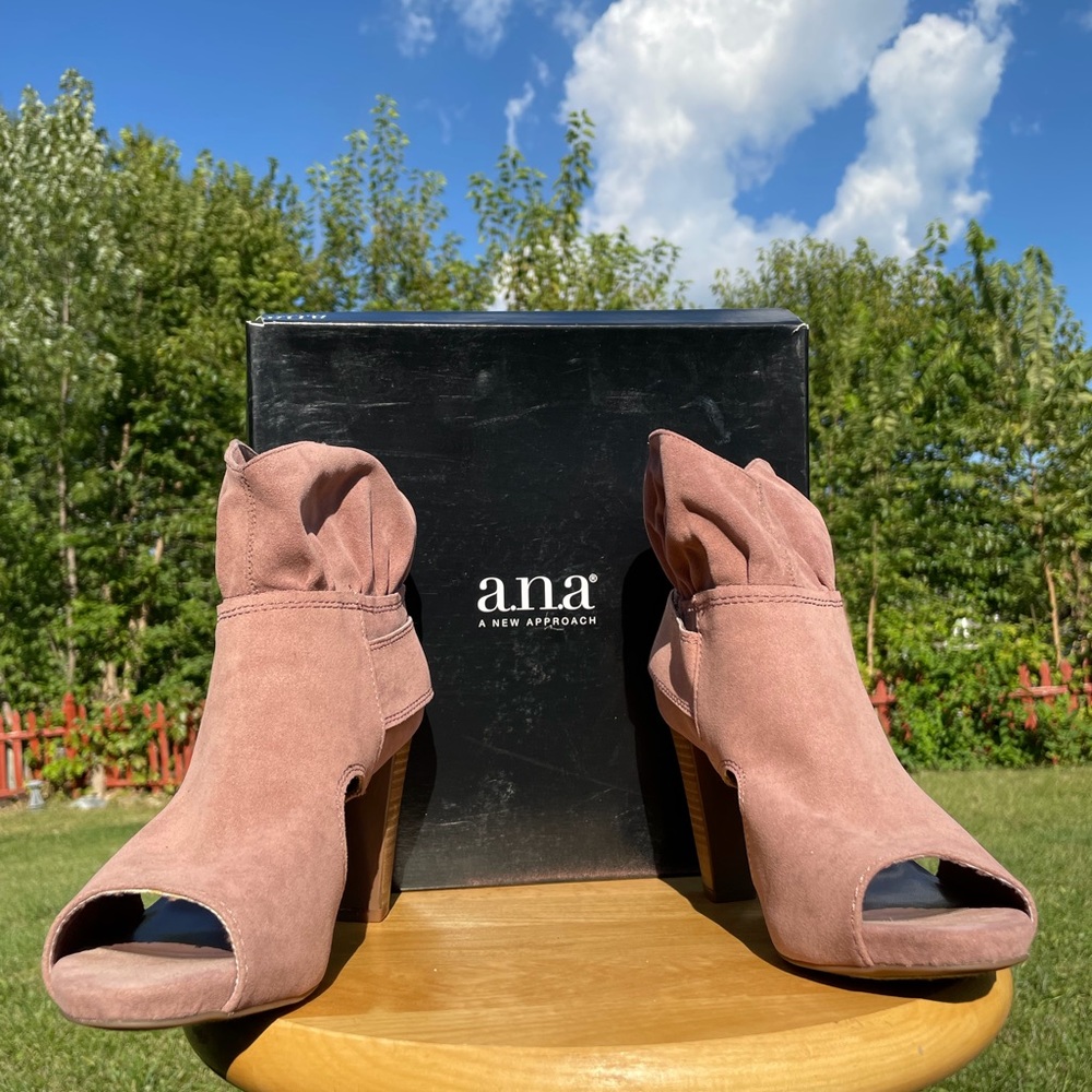 A.N.A richmond bootie